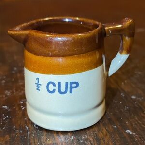 Vintage Stoneware Crock Pottery Brown  Measuring Cup 1/2 cup